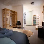 Calefati 384 Apartamento *