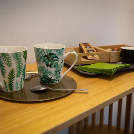 公寓 Calefati 384 *