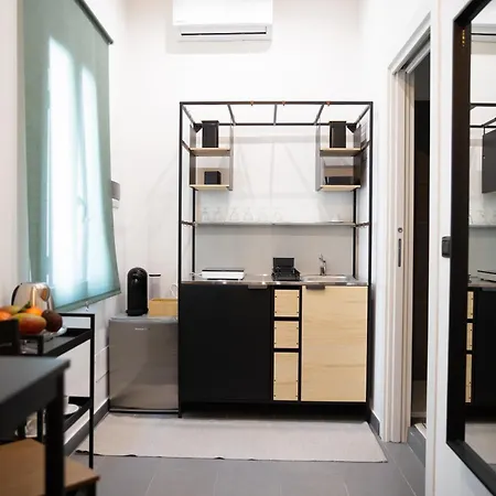 Апартаменти Calefati 384 *